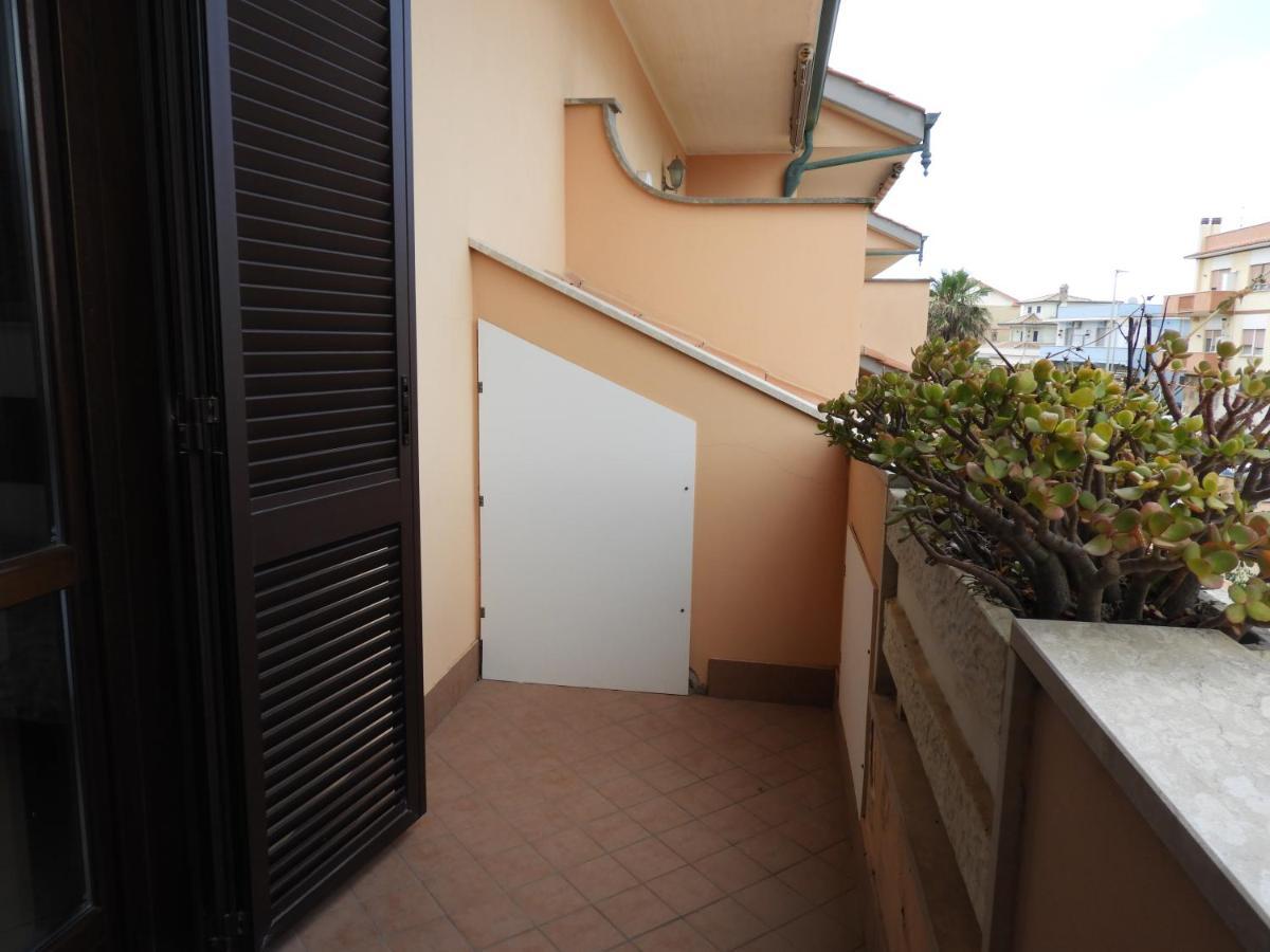 B&B Isola Fiumicino Exterior photo